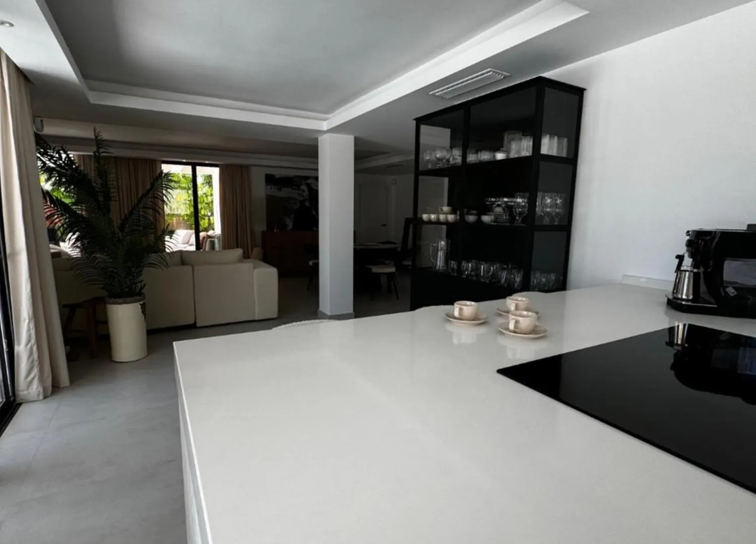 Family Holiday Bliss In Marbella- Brand-New 4 Bedroom Villa With Garden, Private Pool & Jacuzzi, Marbesa 500 M To The Beautiful Cabopino Beach 0*, Marbella Spain