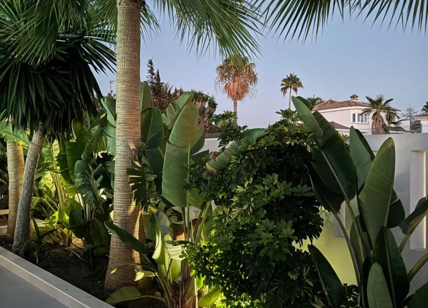 Family Holiday Bliss In Marbella- Brand-New 4 Bedroom Villa With Garden, Private Pool & Jacuzzi, Marbesa 500 M To The Beautiful Cabopino Beach