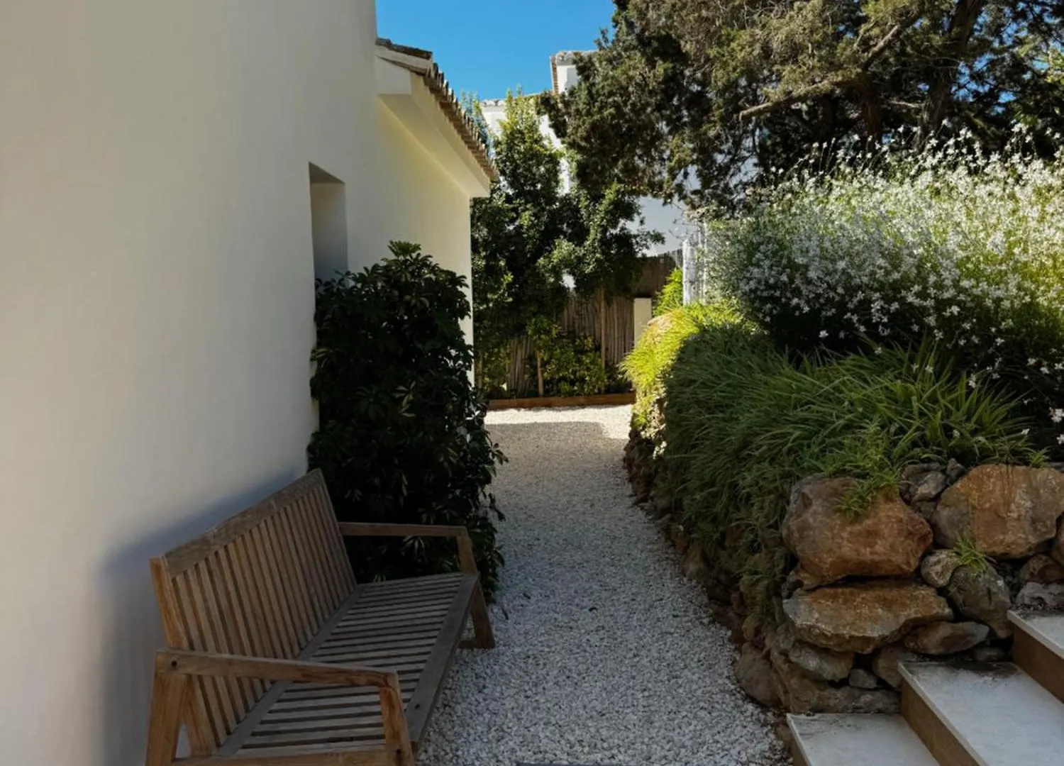 Family Holiday Bliss In Marbella- Brand-New 4 Bedroom Villa With Garden, Private Pool & Jacuzzi, Marbesa 500 M To The Beautiful Cabopino Beach Spain