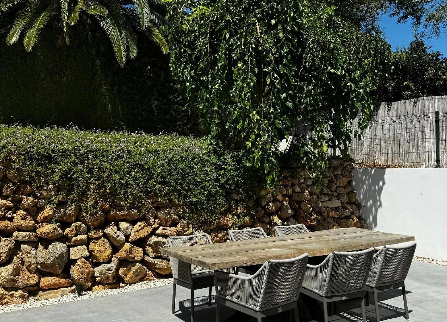 Family Holiday Bliss In Marbella- Brand-New 4 Bedroom Villa With Garden, Private Pool & Jacuzzi, Marbesa 500 M To The Beautiful Cabopino Beach  Marbella