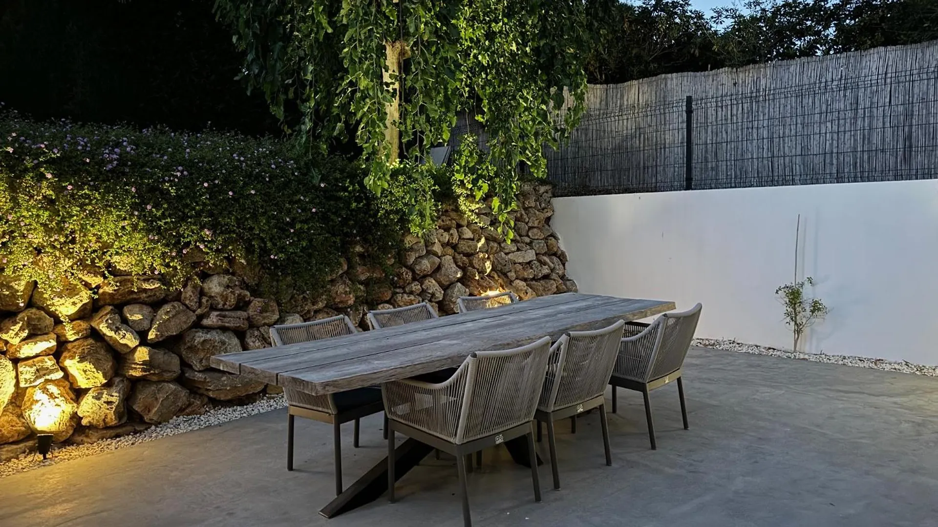 Family Holiday Bliss In Marbella- Brand-New 4 Bedroom Villa With Garden, Private Pool & Jacuzzi, Marbesa 500 M To The Beautiful Cabopino Beach