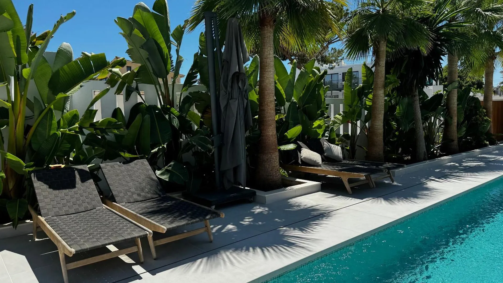 Family Holiday Bliss In Marbella- Brand-New 4 Bedroom Villa With Garden, Private Pool & Jacuzzi, Marbesa 500 M To The Beautiful Cabopino Beach Marbella