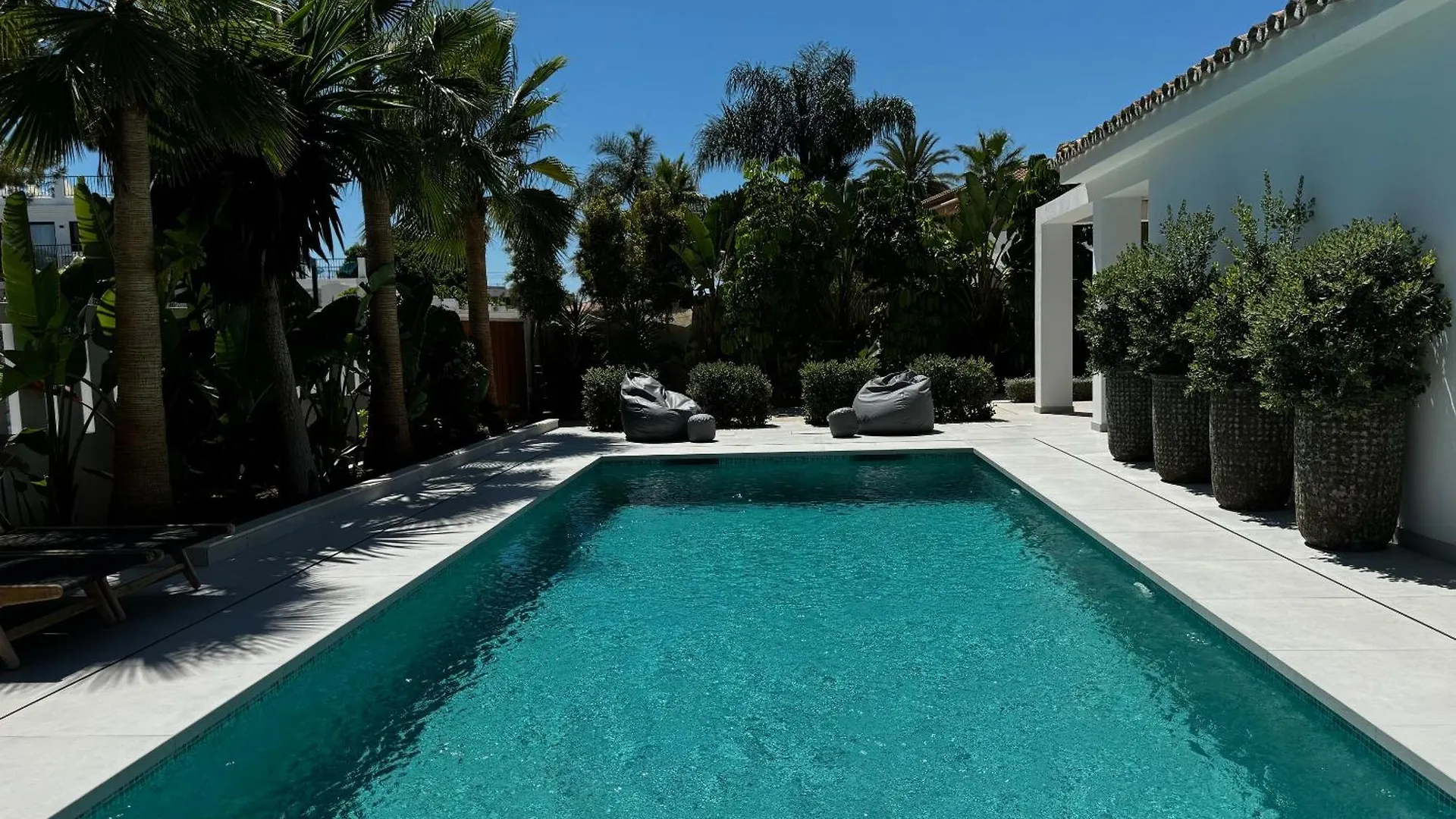 Family Holiday Bliss In Marbella- Brand-New 4 Bedroom Villa With Garden, Private Pool & Jacuzzi, Marbesa 500 M To The Beautiful Cabopino Beach 0*, Marbella