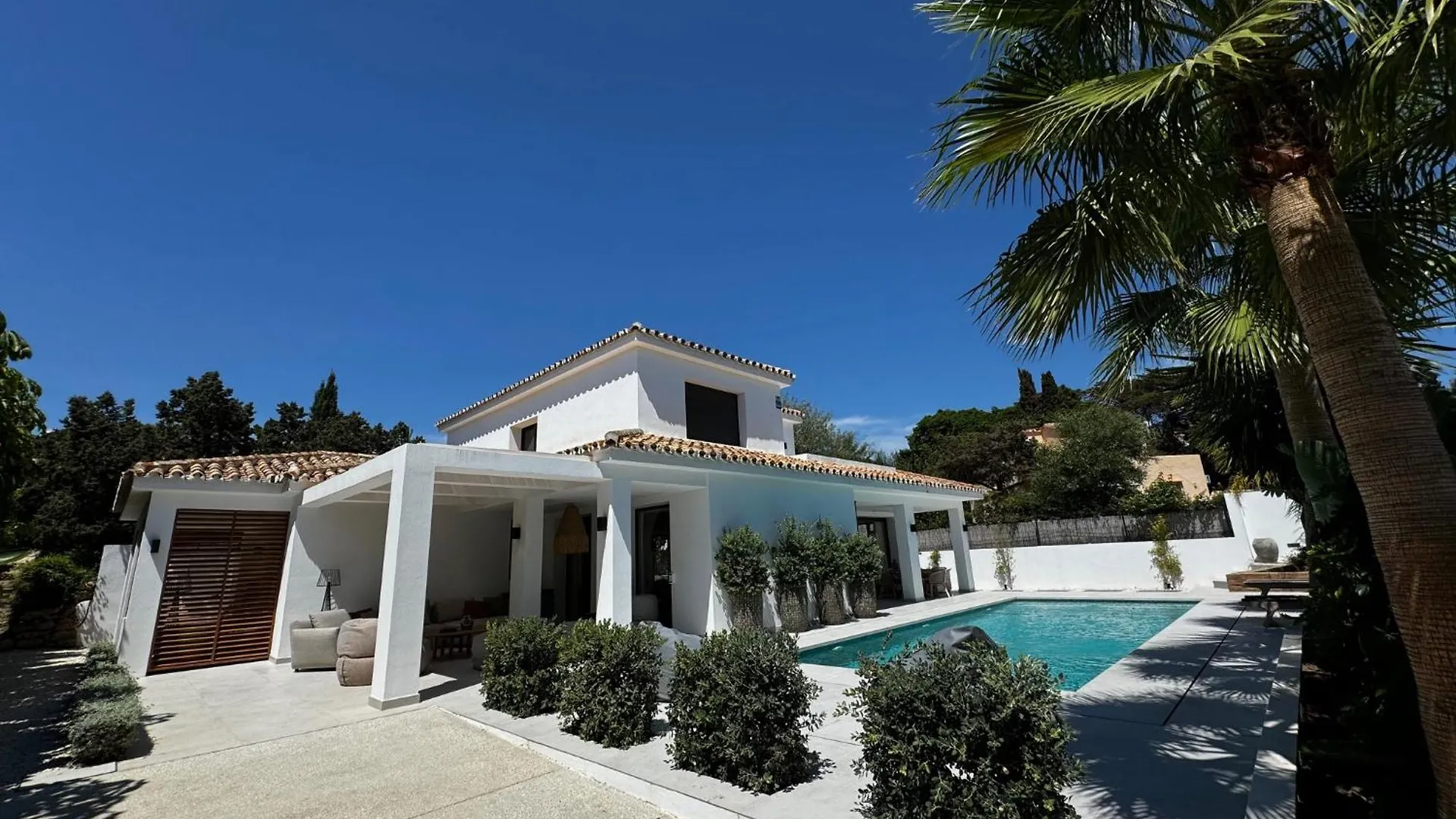 Family Holiday Bliss In Marbella- Brand-New 4 Bedroom Villa With Garden, Private Pool & Jacuzzi, Marbesa 500 M To The Beautiful Cabopino Beach 0*, Marbella Spain