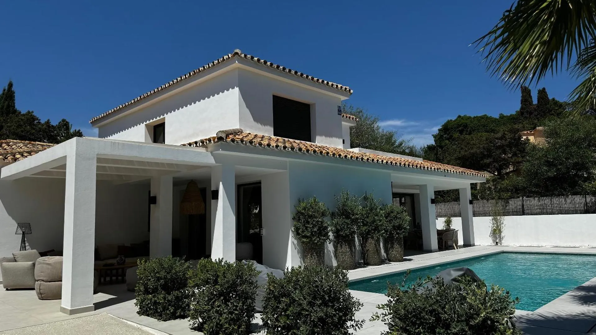 Family Holiday Bliss In Marbella- Brand-New 4 Bedroom Villa With Garden, Private Pool & Jacuzzi, Marbesa 500 M To The Beautiful Cabopino Beach